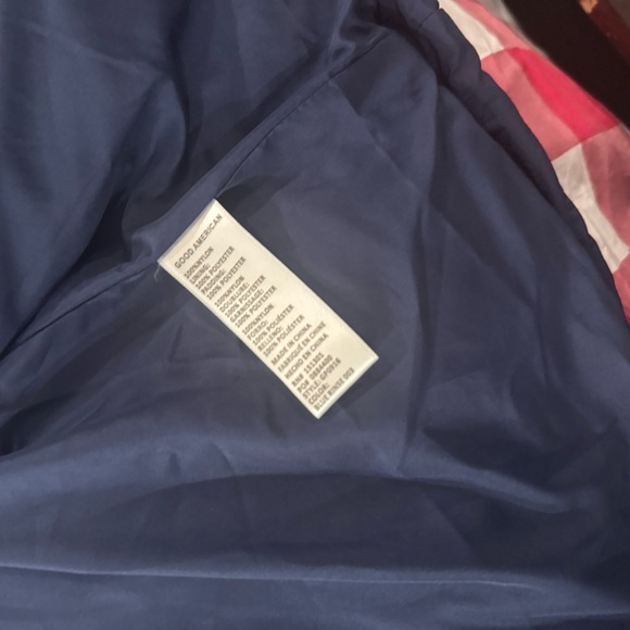 Good American Dark Blue Puffer Jacket - Picture 8 of 11